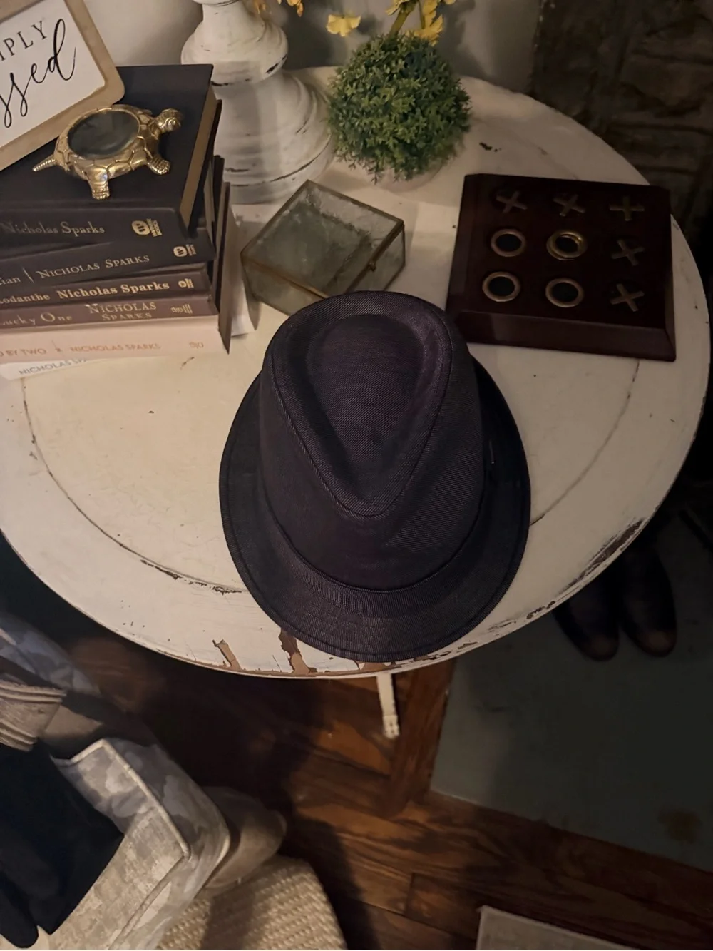 Calvin Klein Black Fedora Trilby Hat Men’s Lightweight Dress Casual Hat